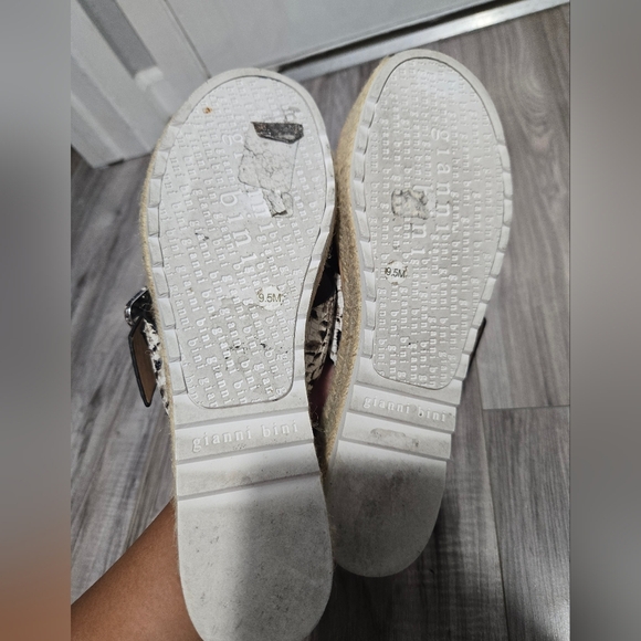 Gianni Bini Neutral Snake Leather Espadrille Sandals Women 9.5  Slide Platform - Picture 5 of 10
